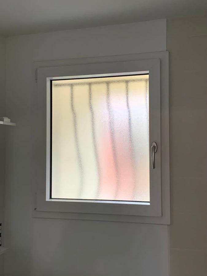 Fenêtre 1 vantail PVC blanc 