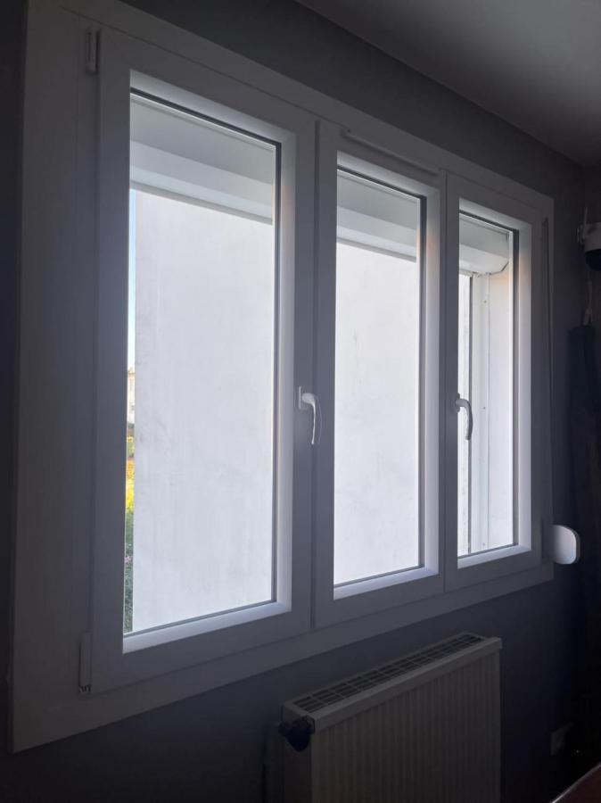 Fenêtres 3 vantaux en PVC blanc 