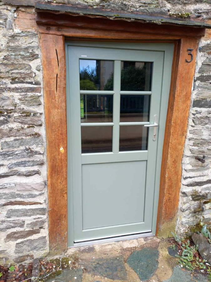 Porte d'entrée en PVC / Alu SUR MESURE